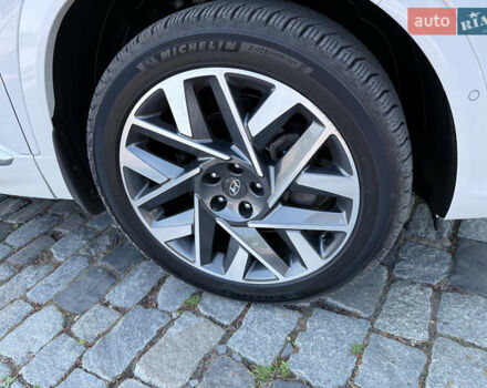 Белый Хендай Санта Фе, объемом двигателя 2.15 л и пробегом 67 тыс. км за 37999 $, фото 164 на Automoto.ua