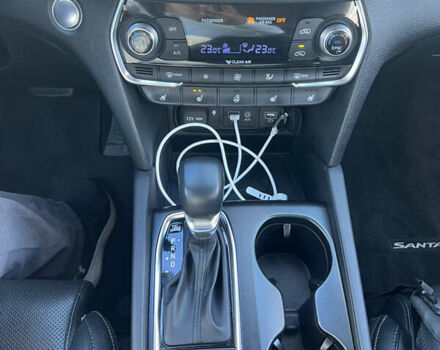 Белый Хендай Санта Фе, объемом двигателя 2 л и пробегом 62 тыс. км за 25000 $, фото 18 на Automoto.ua