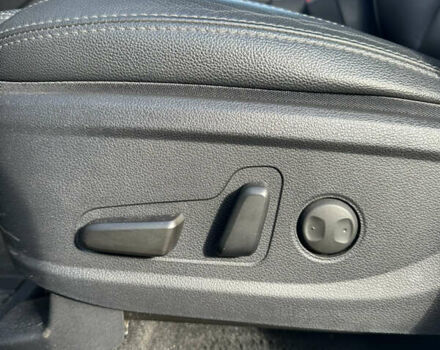 Белый Хендай Санта Фе, объемом двигателя 2 л и пробегом 36 тыс. км за 25500 $, фото 17 на Automoto.ua