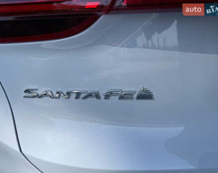 Белый Хендай Санта Фе, объемом двигателя 2.15 л и пробегом 67 тыс. км за 37999 $, фото 90 на Automoto.ua