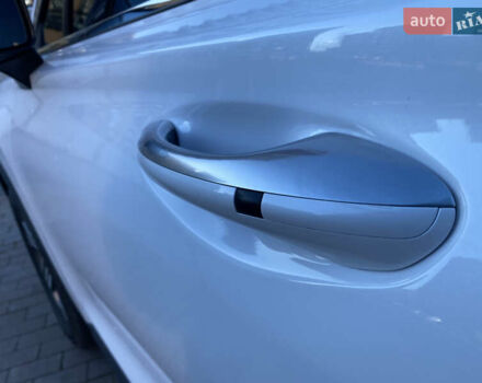 Білий Хендай Санта Фе, об'ємом двигуна 2.2 л та пробігом 140 тис. км за 28300 $, фото 20 на Automoto.ua