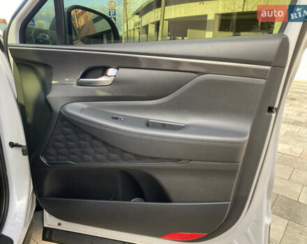 Белый Хендай Санта Фе, объемом двигателя 2.2 л и пробегом 123 тыс. км за 29700 $, фото 62 на Automoto.ua