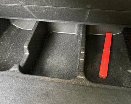 Білий Хендай Санта Фе, об'ємом двигуна 2.15 л та пробігом 147 тис. км за 29800 $, фото 57 на Automoto.ua