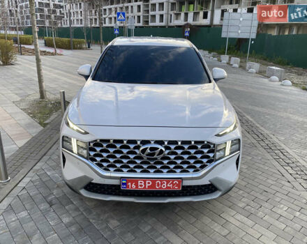 Белый Хендай Санта Фе, объемом двигателя 2.2 л и пробегом 123 тыс. км за 29700 $, фото 1 на Automoto.ua