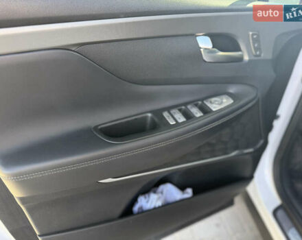 Білий Хендай Санта Фе, об'ємом двигуна 2.15 л та пробігом 100 тис. км за 33999 $, фото 10 на Automoto.ua