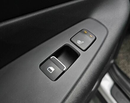 Белый Хендай Санта Фе, объемом двигателя 2.2 л и пробегом 122 тыс. км за 24500 $, фото 14 на Automoto.ua