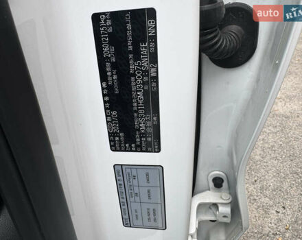 Білий Хендай Санта Фе, об'ємом двигуна 2.15 л та пробігом 147 тис. км за 29800 $, фото 49 на Automoto.ua