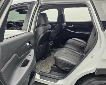 Белый Хендай Санта Фе, объемом двигателя 2.2 л и пробегом 122 тыс. км за 24500 $, фото 9 на Automoto.ua