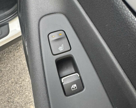 Білий Хендай Санта Фе, об'ємом двигуна 2.15 л та пробігом 147 тис. км за 29800 $, фото 36 на Automoto.ua