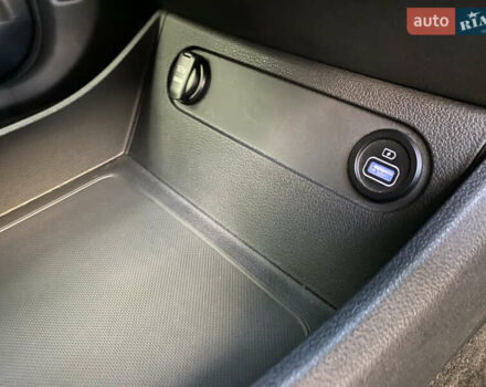 Белый Хендай Санта Фе, объемом двигателя 2.2 л и пробегом 123 тыс. км за 29700 $, фото 63 на Automoto.ua