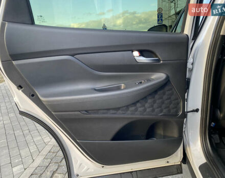 Белый Хендай Санта Фе, объемом двигателя 2.2 л и пробегом 123 тыс. км за 29700 $, фото 40 на Automoto.ua