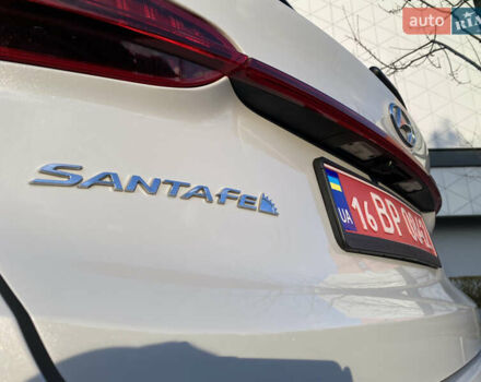 Белый Хендай Санта Фе, объемом двигателя 2.2 л и пробегом 123 тыс. км за 29700 $, фото 33 на Automoto.ua