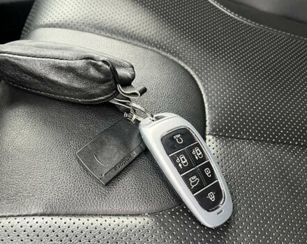 Білий Хендай Санта Фе, об'ємом двигуна 2.15 л та пробігом 64 тис. км за 36000 $, фото 45 на Automoto.ua