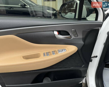 Білий Хендай Санта Фе, об'ємом двигуна 2.2 л та пробігом 96 тис. км за 36500 $, фото 9 на Automoto.ua