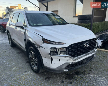 Белый Хендай Санта Фе, объемом двигателя 2.5 л и пробегом 75 тыс. км за 18500 $, фото 1 на Automoto.ua