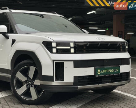 Белый Хендай Санта Фе, объемом двигателя 2.5 л и пробегом 29 тыс. км за 50000 $, фото 3 на Automoto.ua