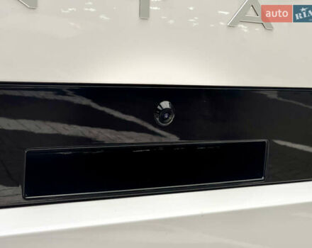 Белый Хендай Санта Фе, объемом двигателя 2.5 л и пробегом 29 тыс. км за 50000 $, фото 15 на Automoto.ua