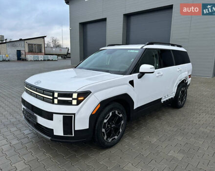 Белый Хендай Санта Фе, объемом двигателя 2.5 л и пробегом 4 тыс. км за 27900 $, фото 3 на Automoto.ua