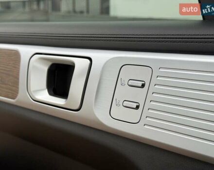 Белый Хендай Санта Фе, объемом двигателя 1.6 л и пробегом 18 тыс. км за 52222 $, фото 81 на Automoto.ua