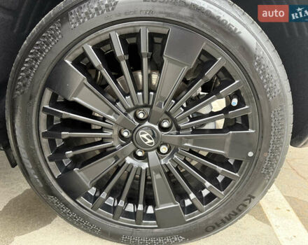 Белый Хендай Санта Фе, объемом двигателя 1.6 л и пробегом 18 тыс. км за 52222 $, фото 96 на Automoto.ua