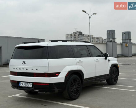 Белый Хендай Санта Фе, объемом двигателя 1.6 л и пробегом 18 тыс. км за 52222 $, фото 5 на Automoto.ua