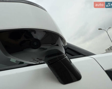 Белый Хендай Санта Фе, объемом двигателя 1.6 л и пробегом 18 тыс. км за 52222 $, фото 86 на Automoto.ua