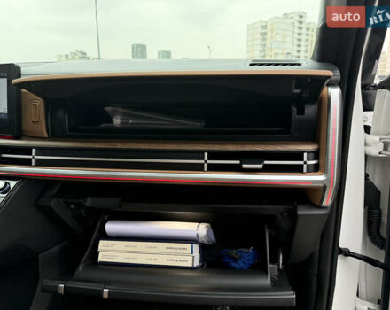 Белый Хендай Санта Фе, объемом двигателя 1.6 л и пробегом 18 тыс. км за 52222 $, фото 29 на Automoto.ua