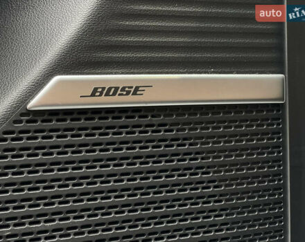 Белый Хендай Санта Фе, объемом двигателя 2.5 л и пробегом 29 тыс. км за 50000 $, фото 33 на Automoto.ua