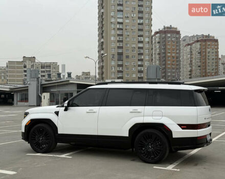 Белый Хендай Санта Фе, объемом двигателя 1.6 л и пробегом 18 тыс. км за 52222 $, фото 3 на Automoto.ua