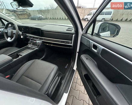 Белый Хендай Санта Фе, объемом двигателя 2.5 л и пробегом 4 тыс. км за 27900 $, фото 11 на Automoto.ua