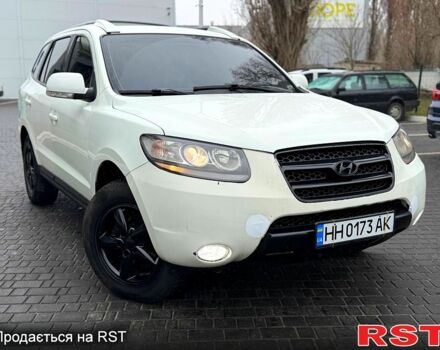 Белый Хендай Санта Фе, объемом двигателя 2.2 л и пробегом 270 тыс. км за 7900 $, фото 1 на Automoto.ua