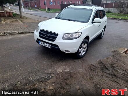 Белый Хендай Санта Фе, объемом двигателя 2.7 л и пробегом 186 тыс. км за 8300 $, фото 1 на Automoto.ua