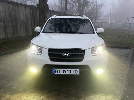 Белый Хендай Санта Фе, объемом двигателя 2.19 л и пробегом 290 тыс. км за 10700 $, фото 1 на Automoto.ua