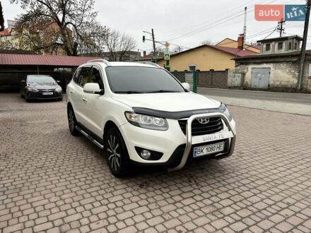 Хендай Санта Фе 2010 в Бродах на Automoto.ua Белый Хендай Санта Фе, объемом двигателя 2.2 л и пробегом 310 тыс. км за 12700 $, фото 1 на Automoto.ua