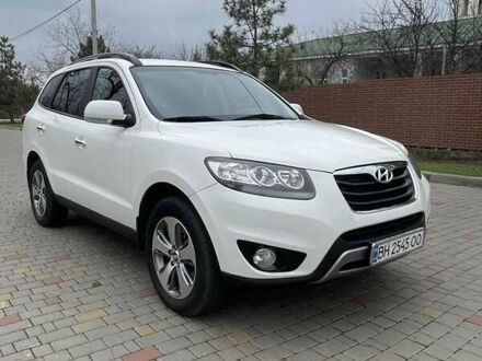Белый Хендай Санта Фе, объемом двигателя 2.36 л и пробегом 149 тыс. км за 12850 $, фото 1 на Automoto.ua