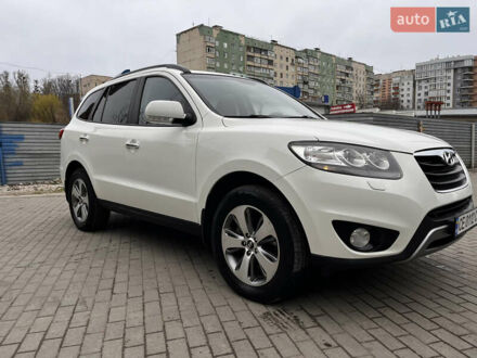 Хендай Санта Фе 2011 в Черновцах на Automoto.ua Белый Хендай Санта Фе, объемом двигателя 2.2 л и пробегом 280 тыс. км за 12100 $, фото 1 на Automoto.ua