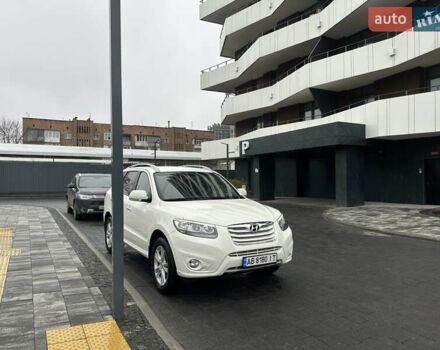 Белый Хендай Санта Фе, объемом двигателя 2.2 л и пробегом 194 тыс. км за 13100 $, фото 1 на Automoto.ua