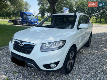Белый Хендай Санта Фе, объемом двигателя 2.2 л и пробегом 180 тыс. км за 12900 $, фото 1 на Automoto.ua