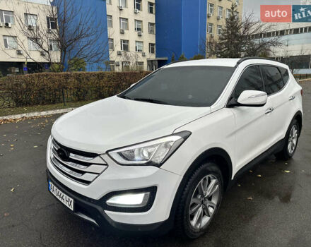 Белый Хендай Санта Фе, объемом двигателя 2.2 л и пробегом 120 тыс. км за 16500 $, фото 1 на Automoto.ua