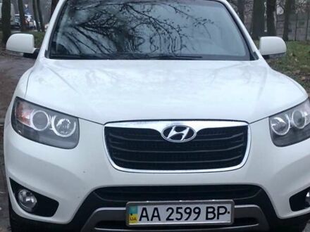 Белый Хендай Санта Фе, объемом двигателя 2.19 л и пробегом 163 тыс. км за 13500 $, фото 1 на Automoto.ua