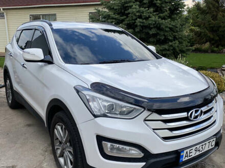 Хендай Санта Фе 2013 в Кривом Роге на Automoto.ua Белый Хендай Санта Фе, объемом двигателя 2 л и пробегом 230 тыс. км за 16000 $, фото 1 на Automoto.ua