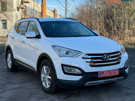 Хендай Санта Фе 2013 в Львове на Automoto.ua Белый Хендай Санта Фе, объемом двигателя 2.2 л и пробегом 204 тыс. км за 17500 $, фото 1 на Automoto.ua