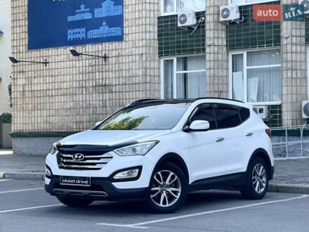 Хендай Санта Фе 2013 в Николаеве на Automoto.ua Белый Хендай Санта Фе, объемом двигателя 2 л и пробегом 223 тыс. км за 17900 $, фото 1 на Automoto.ua