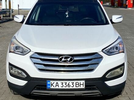 Хендай Санта Фе 2014 в Киеве на Automoto.ua Белый Хендай Санта Фе, объемом двигателя 2.4 л и пробегом 125 тыс. км за 14250 $, фото 1 на Automoto.ua