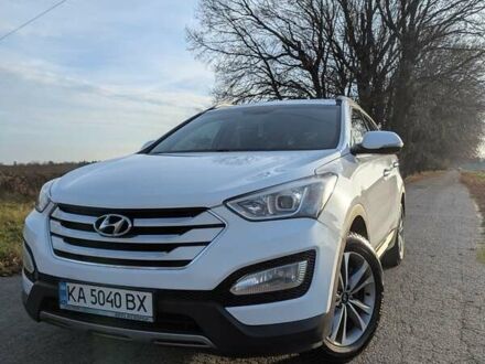 Белый Хендай Санта Фе, объемом двигателя 2 л и пробегом 252 тыс. км за 16300 $, фото 1 на Automoto.ua