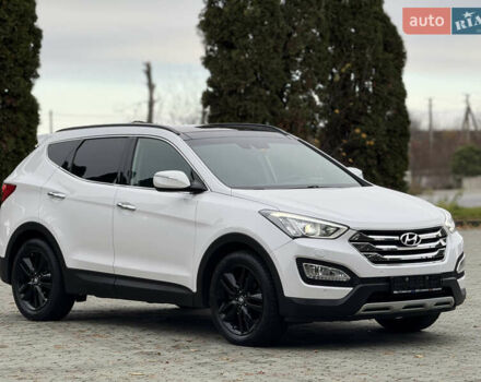 Белый Хендай Санта Фе, объемом двигателя 2.2 л и пробегом 185 тыс. км за 18700 $, фото 1 на Automoto.ua