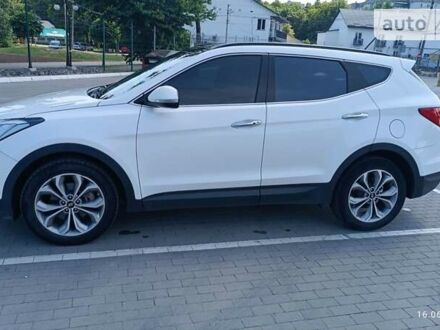 Белый Хендай Санта Фе, объемом двигателя 2 л и пробегом 290 тыс. км за 17000 $, фото 1 на Automoto.ua