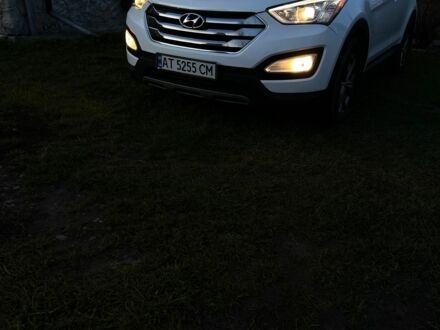 Белый Хендай Санта Фе, объемом двигателя 2.4 л и пробегом 240 тыс. км за 14200 $, фото 1 на Automoto.ua