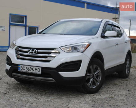 Белый Хендай Санта Фе, объемом двигателя 2.36 л и пробегом 158 тыс. км за 12900 $, фото 1 на Automoto.ua