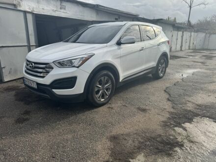 Белый Хендай Санта Фе, объемом двигателя 2.4 л и пробегом 160 тыс. км за 12650 $, фото 1 на Automoto.ua